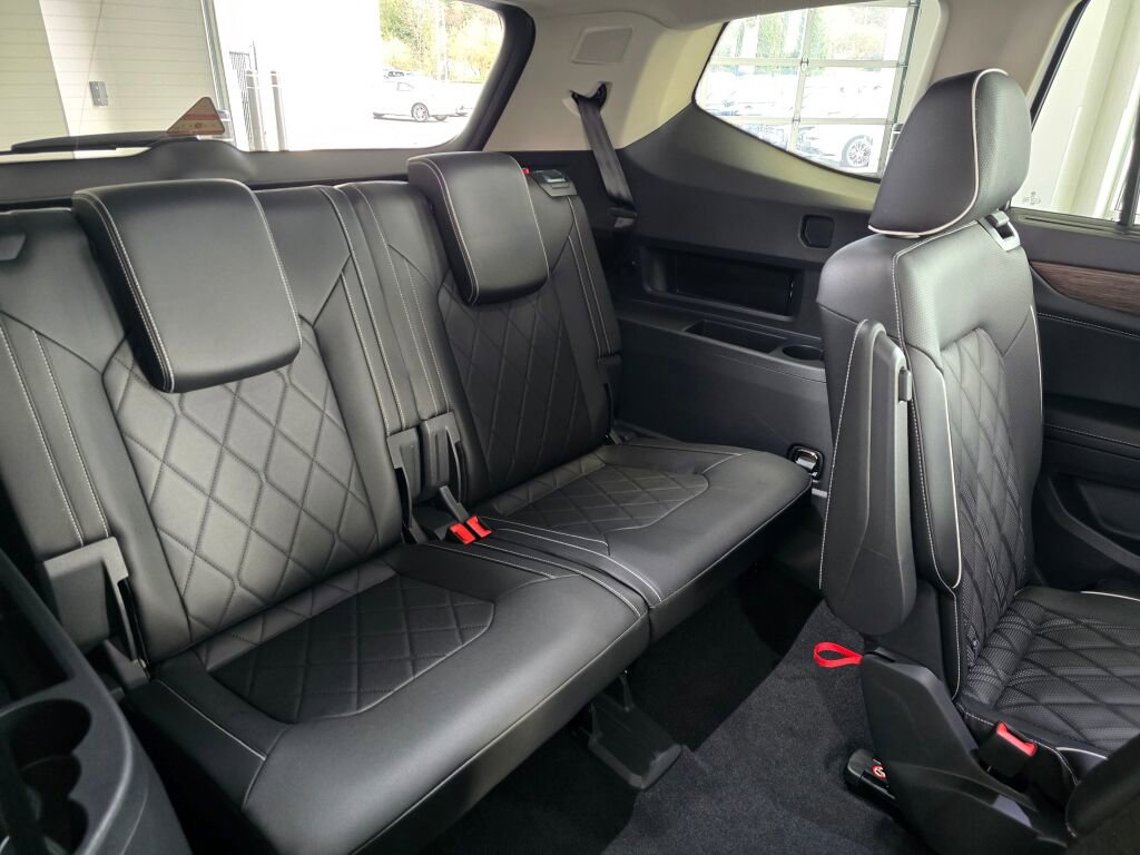 New 2026 Volkswagen Atlas SEL Premium R-Line image 34