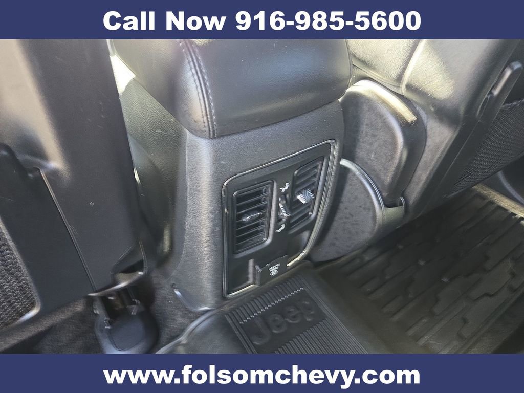 Used 2015 Jeep Grand Cherokee Altitude image 24