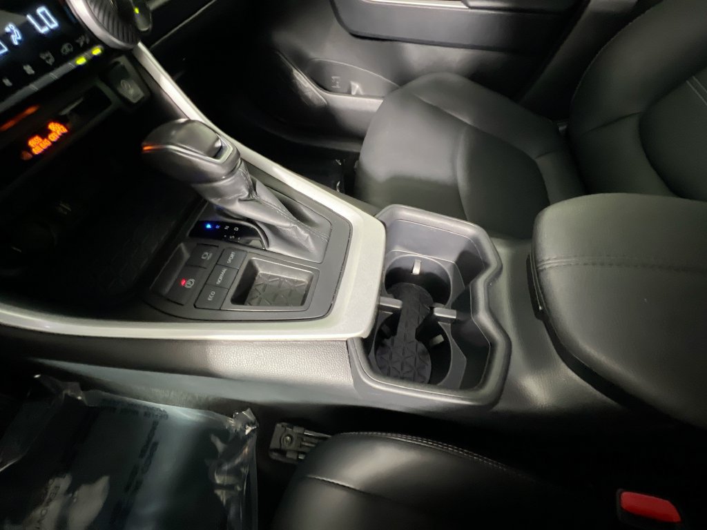 Used 2025 Toyota RAV4 XLE Premium FWD image 22