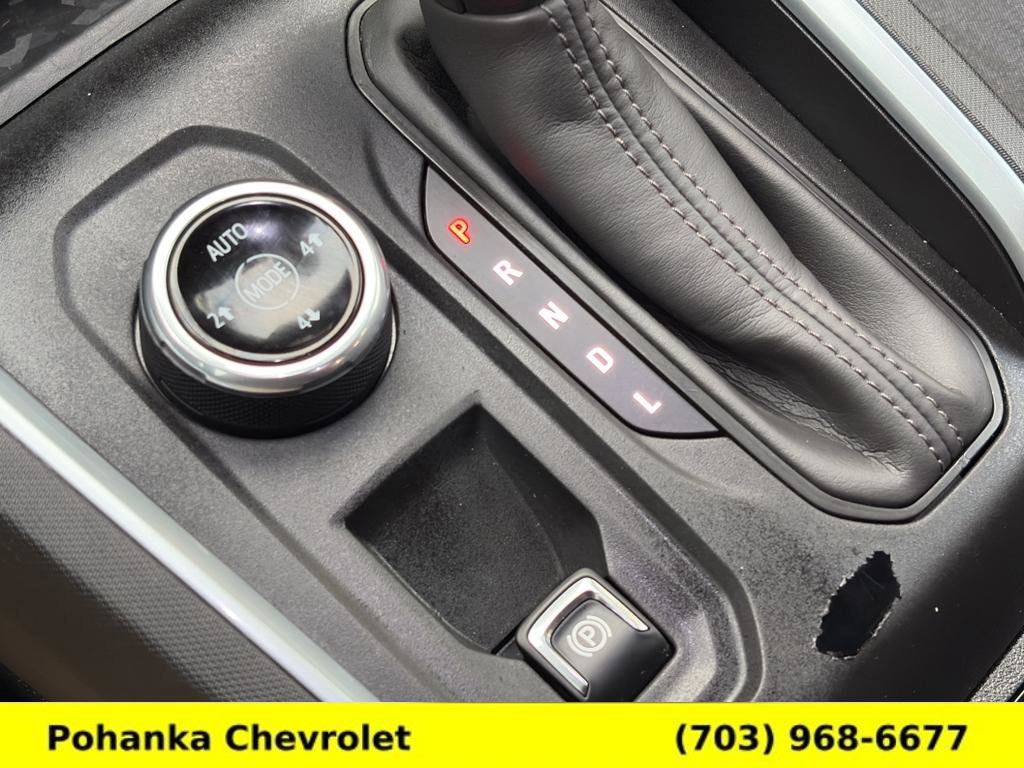 Used 2023 Chevrolet Colorado Trail Boss w/ Advanced Trailering Package AWD/4WD image 16