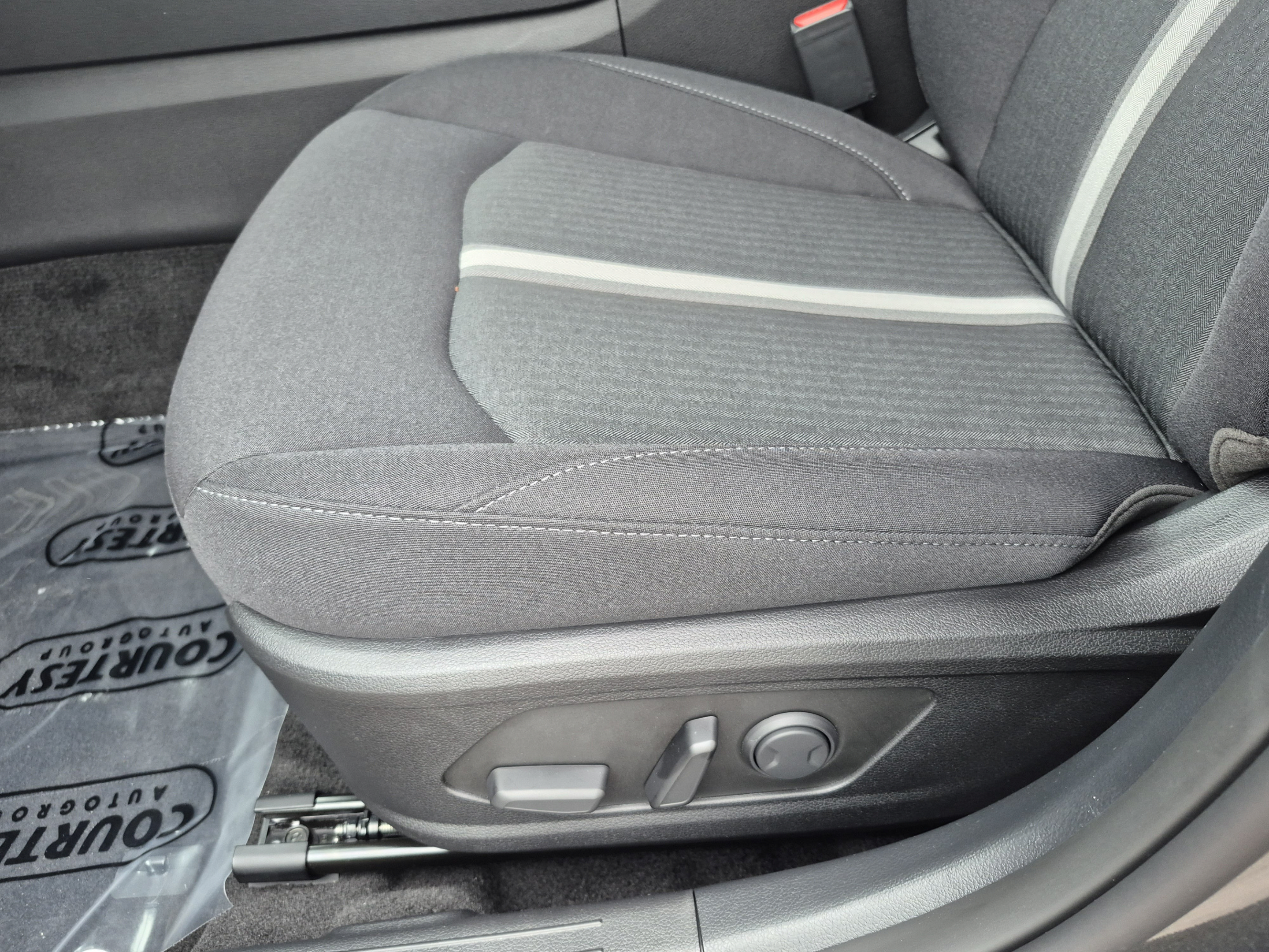 New 2026 Hyundai Sonata SEL FWD image 18