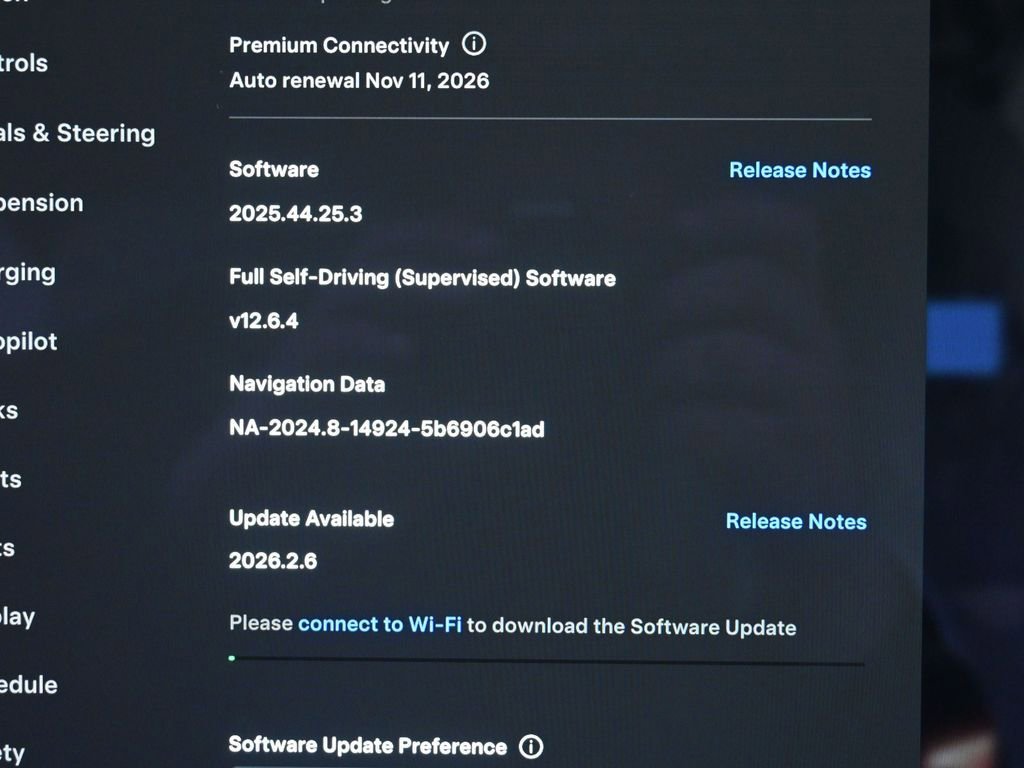 Used 2022 Tesla Model X image 38