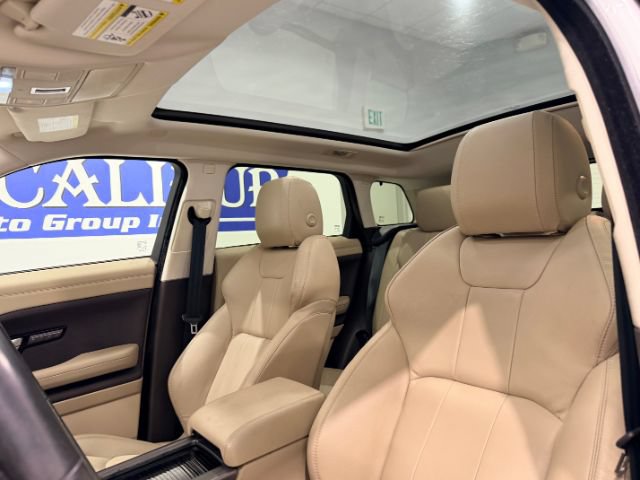 Used 2018 Land Rover Range Rover Evoque SE AWD/4WD image 19