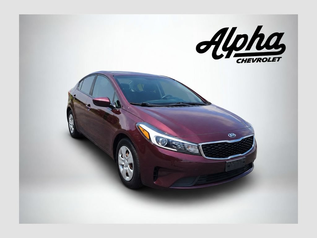 Used 2017 Kia Forte LX FWD image 1