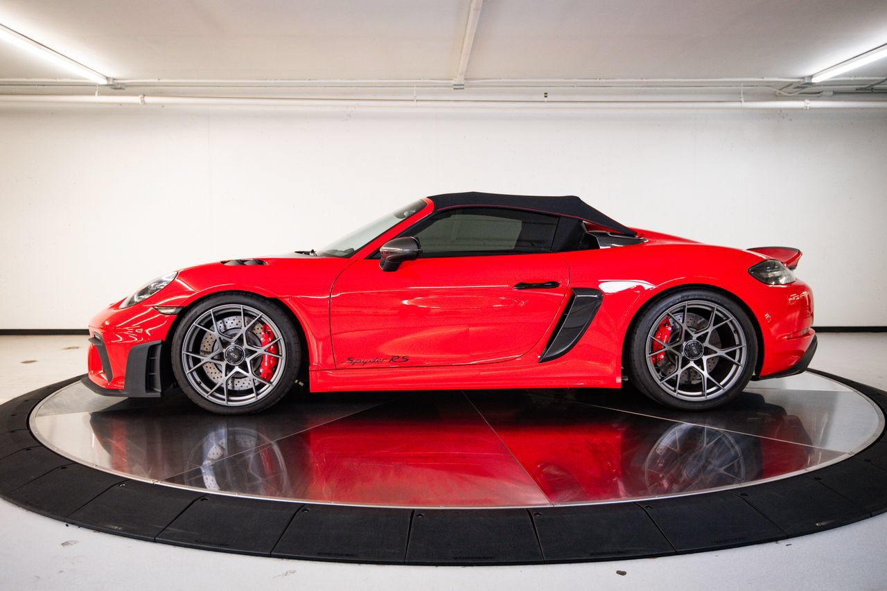 Certified 2024 Porsche 718 Boxster Spyder RS RWD image 2