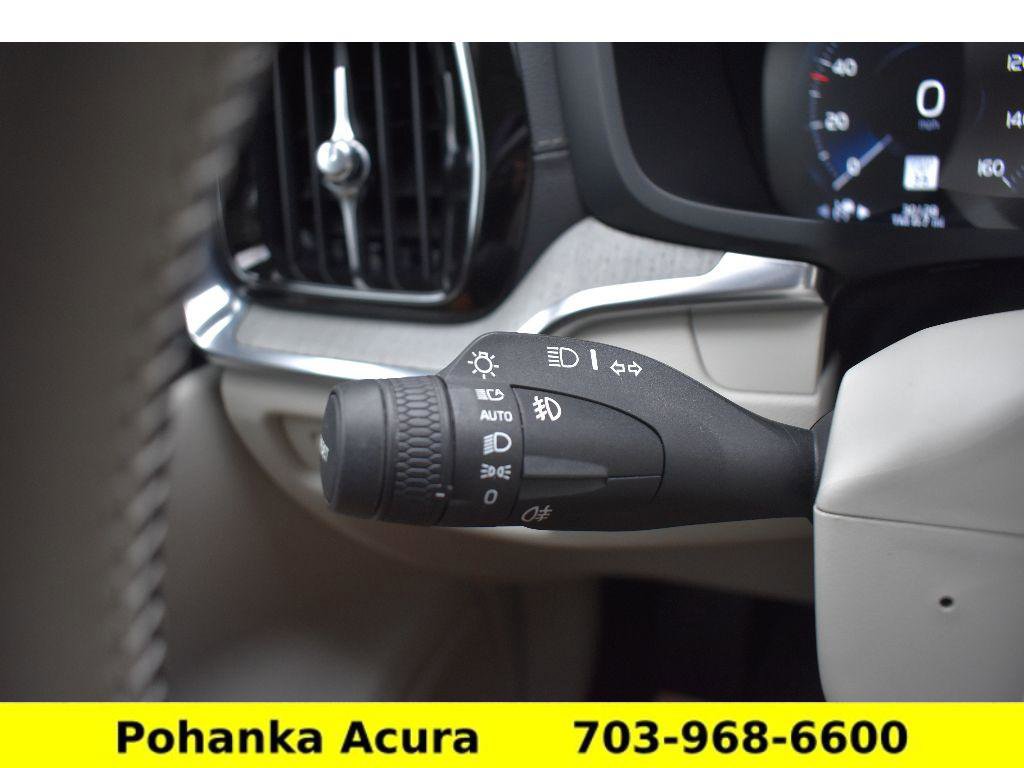 Used 2021 Volvo S60 T6 Inscription image 10