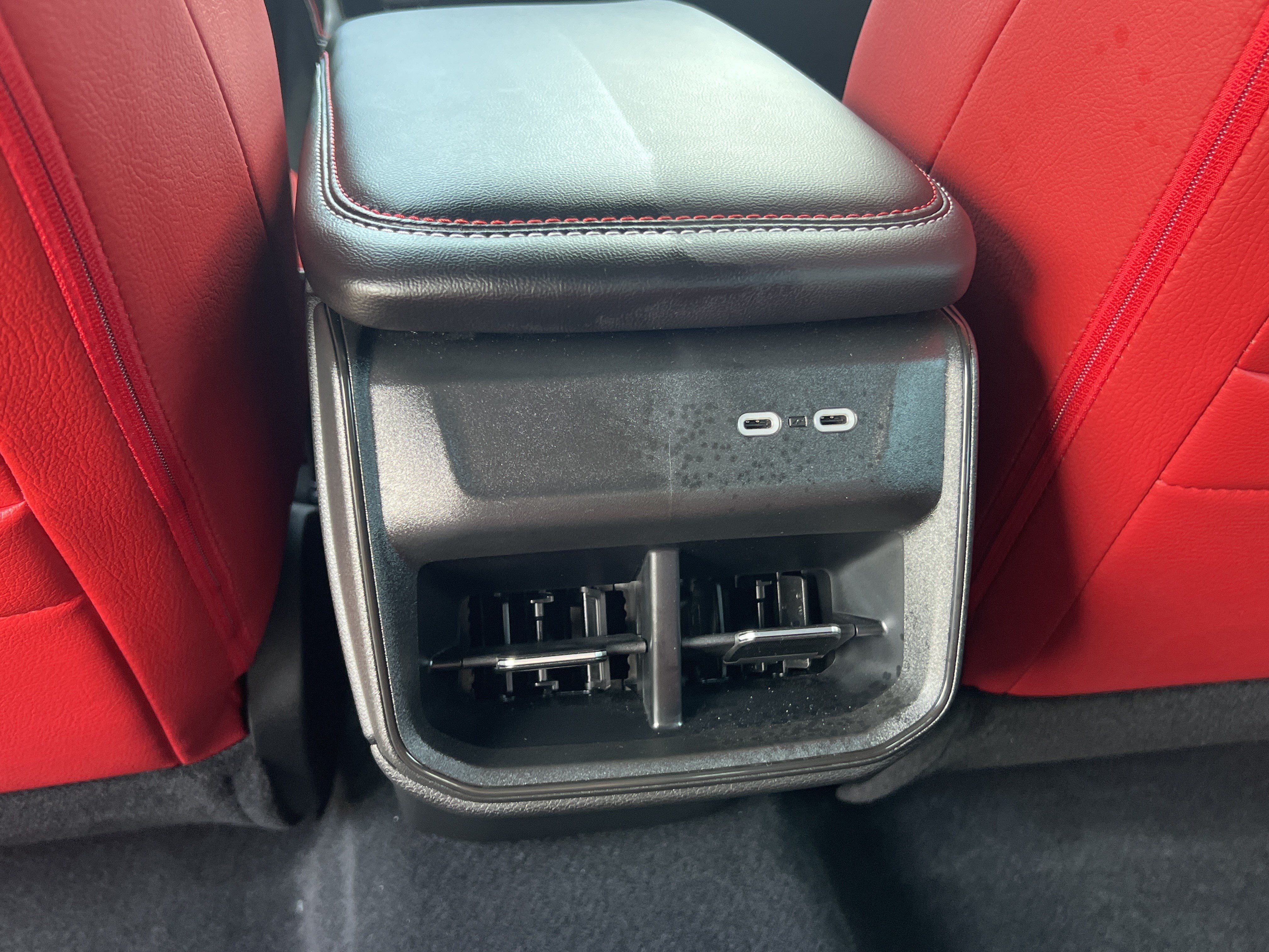 New 2026 Dodge Charger Scat Pack w/ Blacktop Package AWD/4WD image 19
