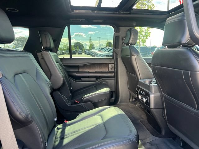 Used 2019 Ford Expedition Limited w/ Special Edition Package AWD/4WD image 14