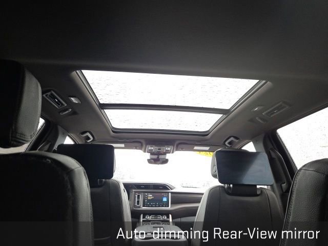 Used 2024 GMC Yukon XL Denali w/ Advanced Technology Package AWD/4WD image 51