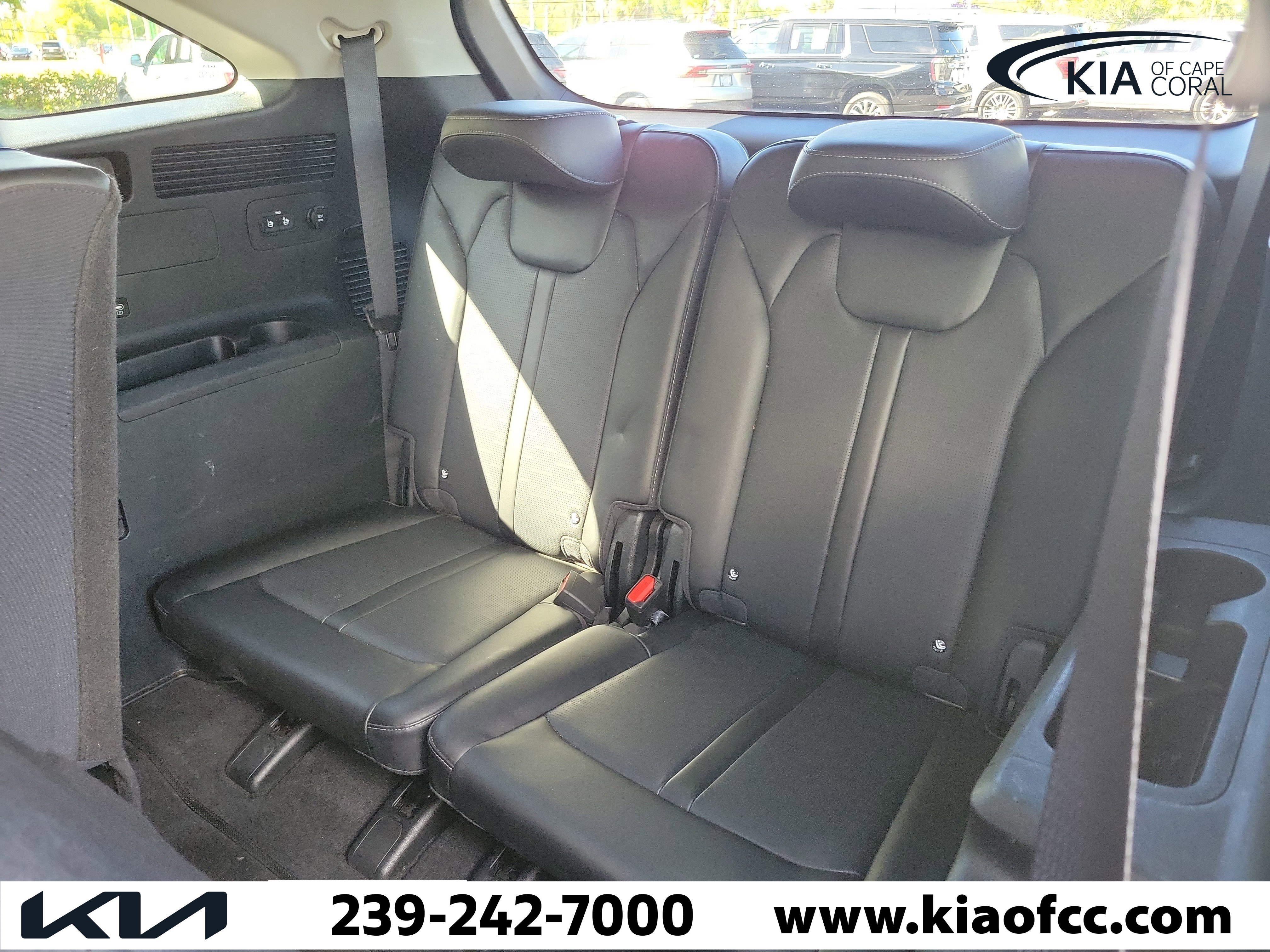 Certified 2024 Kia Sorento S FWD image 13