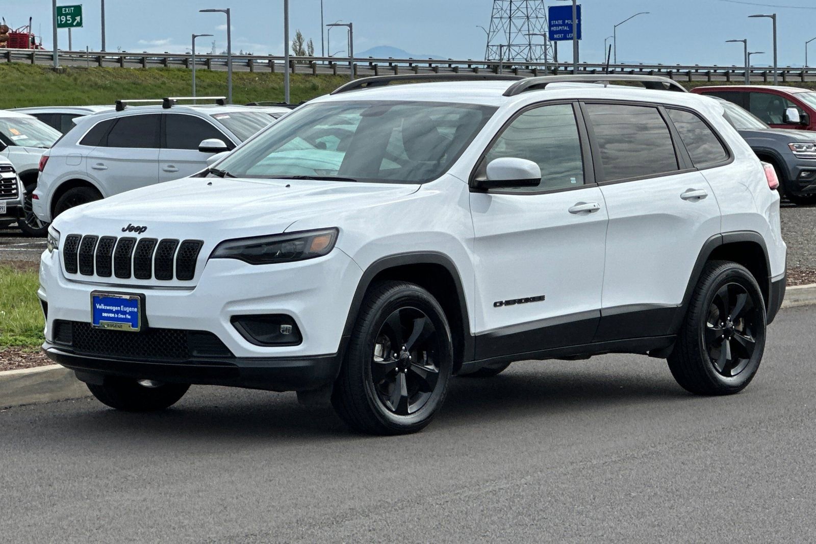 Used 2020 Jeep Cherokee Latitude Plus image 7