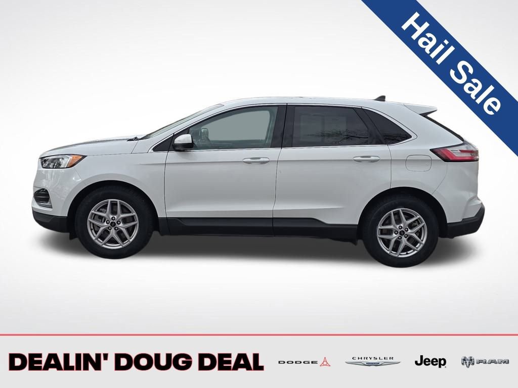 Used 2024 Ford Edge SEL image 2