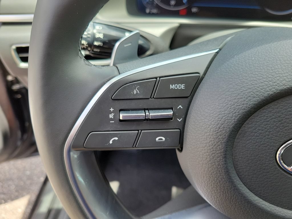 Certified 2022 Hyundai Sonata Limited FWD image 28
