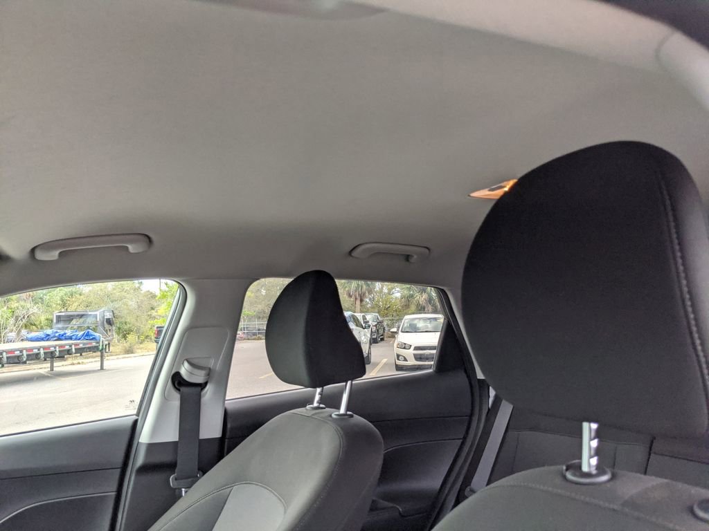 Used 2024 Hyundai Kona SEL image 19