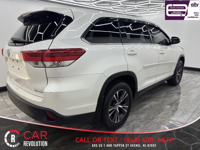 Used 2019 Toyota Highlander Plus image 10