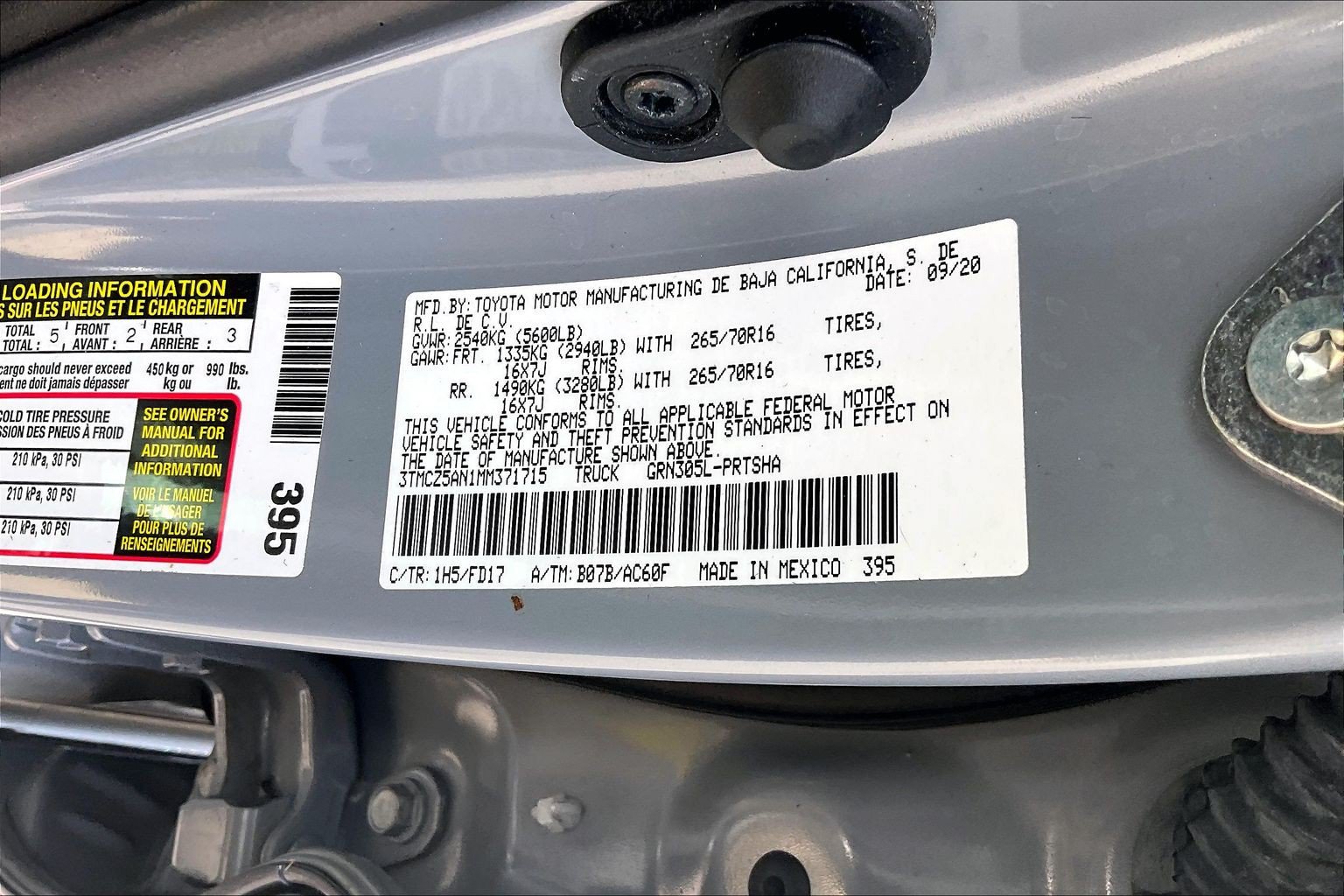 Used 2021 Toyota Tacoma TRD Off-Road AWD/4WD image 36