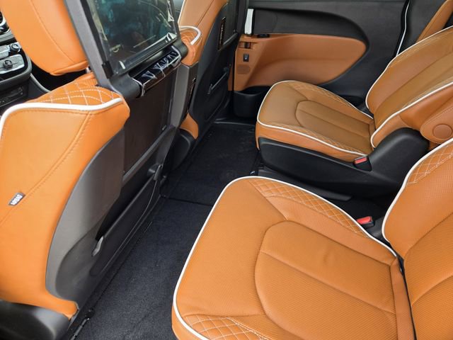 New 2026 Chrysler Pacifica Pinnacle FWD image 23