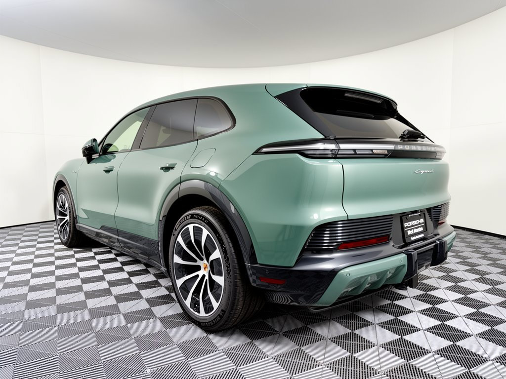 New 2026 Porsche Cayenne S AWD/4WD image 3
