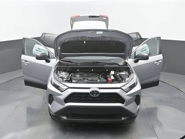 Used 2023 Toyota RAV4 LE FWD image 32