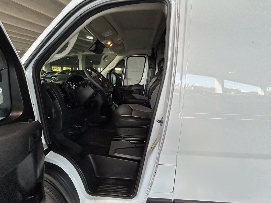 Used 2023 RAM ProMaster 2500 FWD image 15