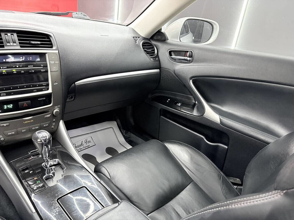 Used 2011 Lexus IS 250 AWD image 15