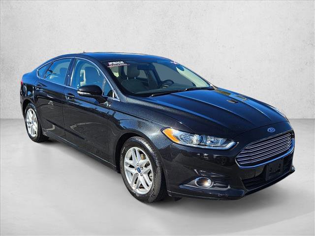 Used 2014 Ford Fusion SE w/ Equipment Group 202A image 3