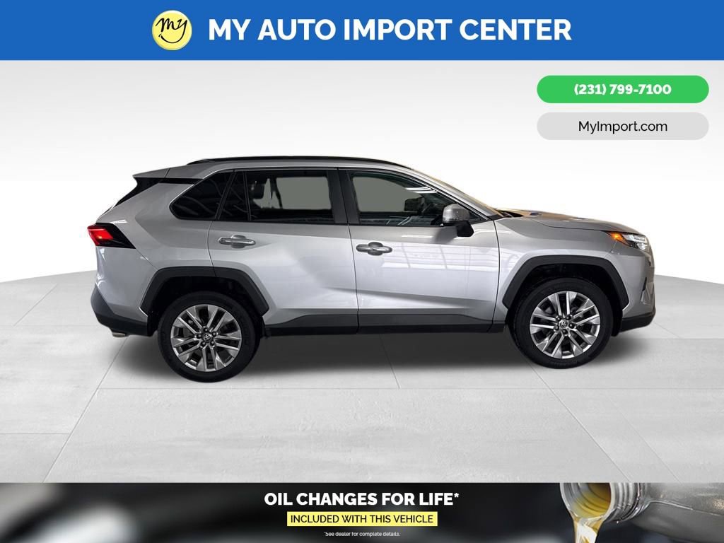 Used 2024 Toyota RAV4 Limited w/ Advanced Technology Package image 8