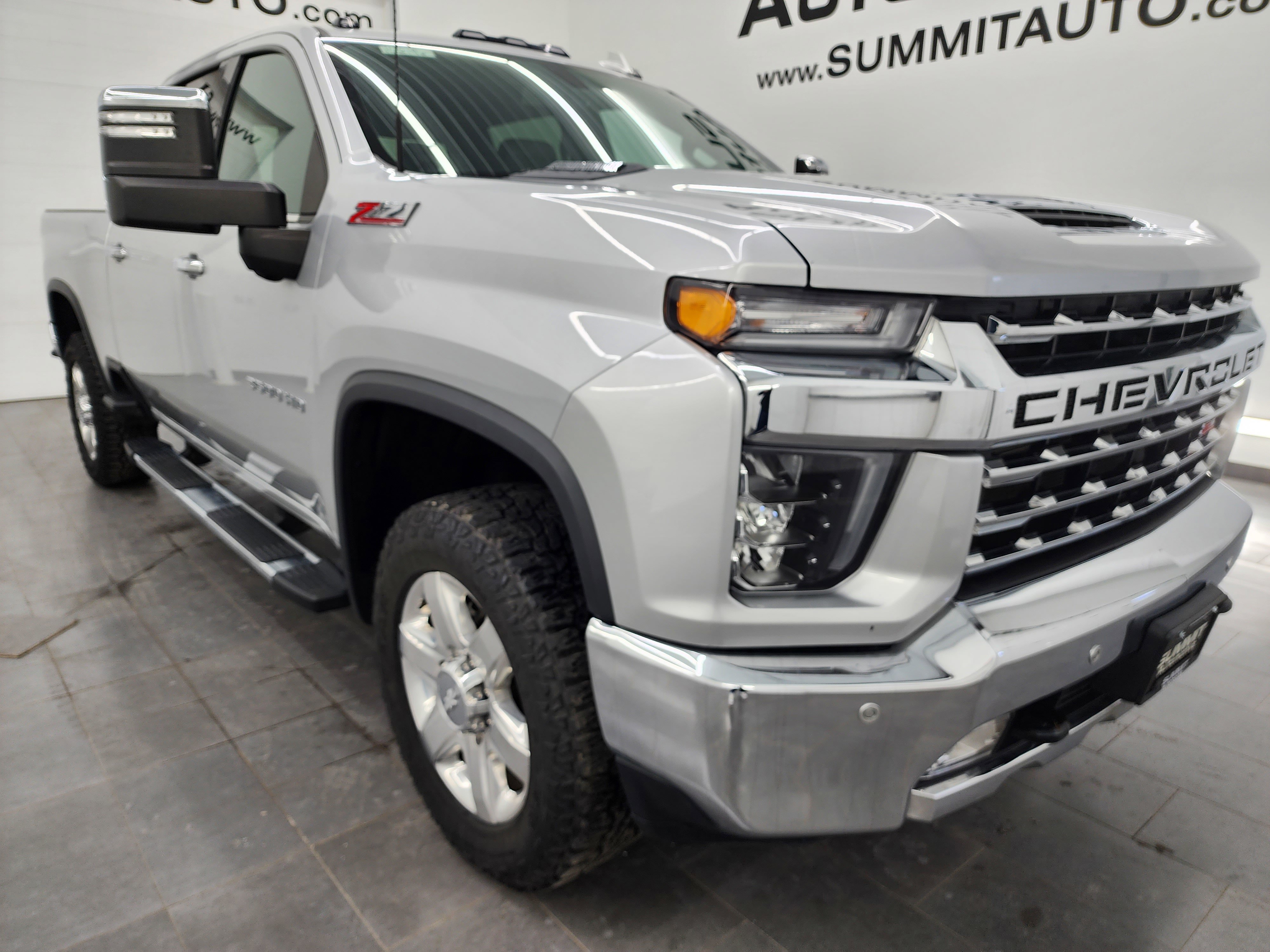 Used 2020 Chevrolet Silverado 3500 LTZ w/ LTZ Plus Package image 2