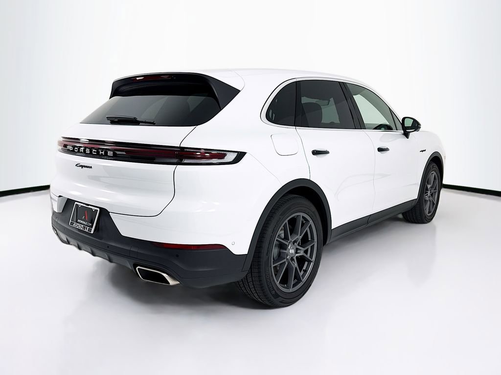 Certified 2025 Porsche Cayenne E-Hybrid image 9