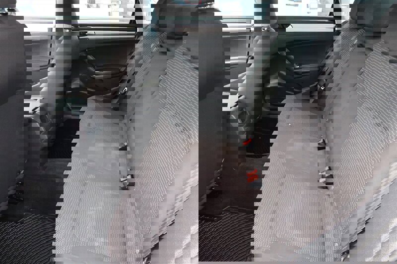 Used 2016 Volkswagen Passat 1.8T S image 10