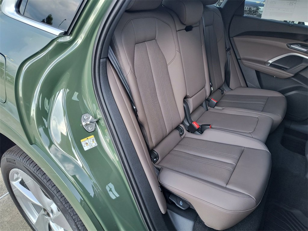 New 2025 Audi Q5 Premium Plus image 14
