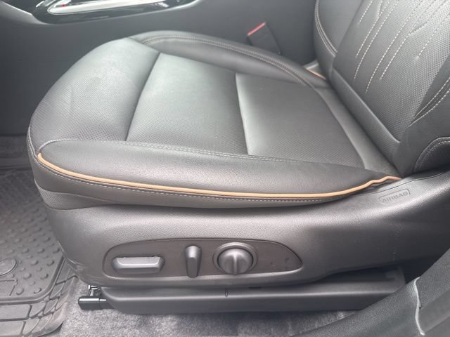 New 2025 Buick Envista Sport Touring FWD image 14