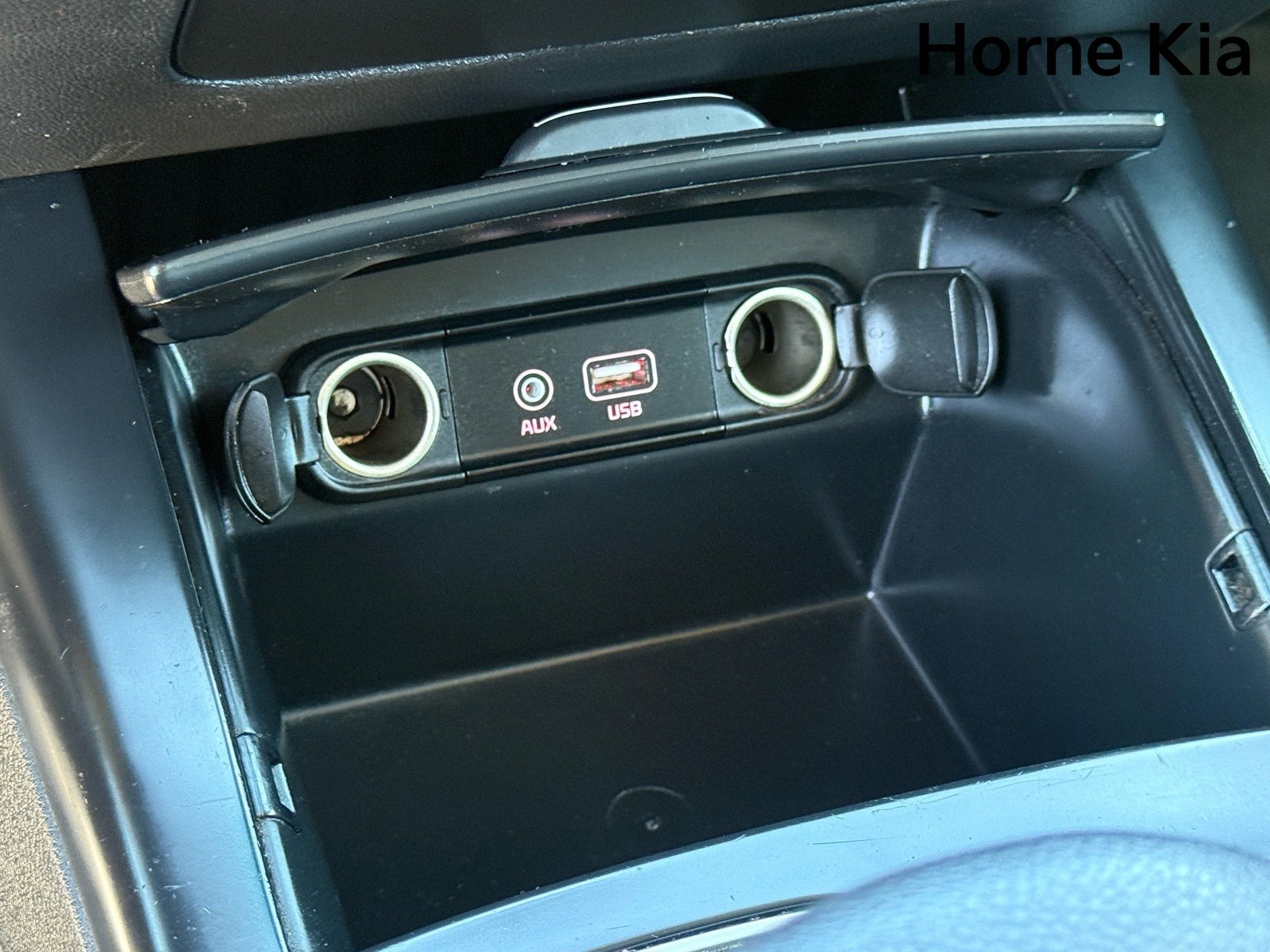 Used 2020 Kia Sorento LX image 20