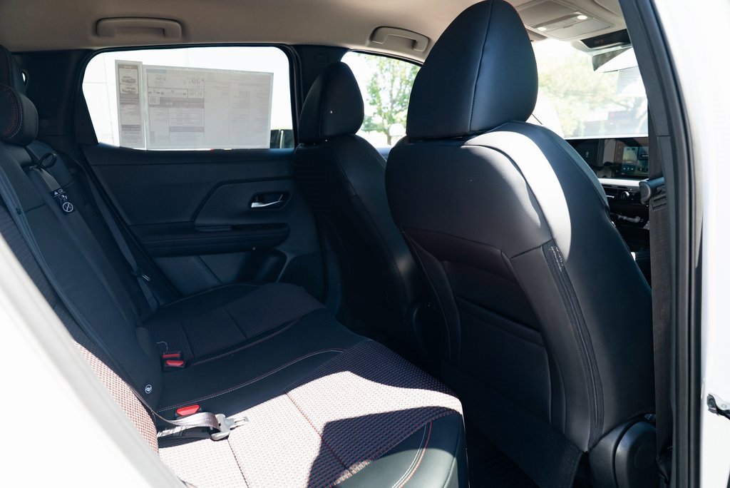 New 2025 Nissan Kicks SR w/ Interior Electronics Package image 22