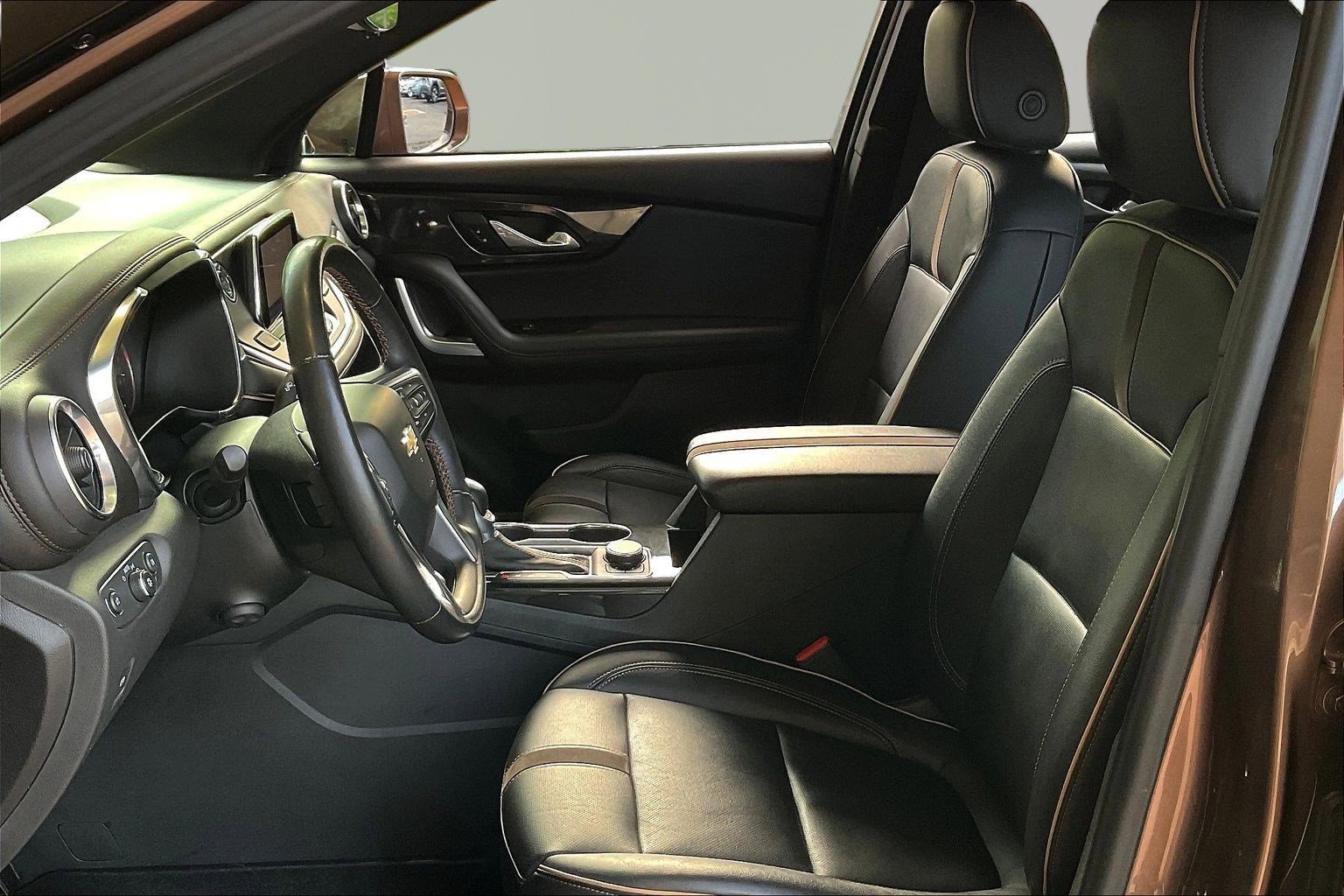 Used 2019 Chevrolet Blazer Premier w/ Sun and Wheels Package FWD image 21