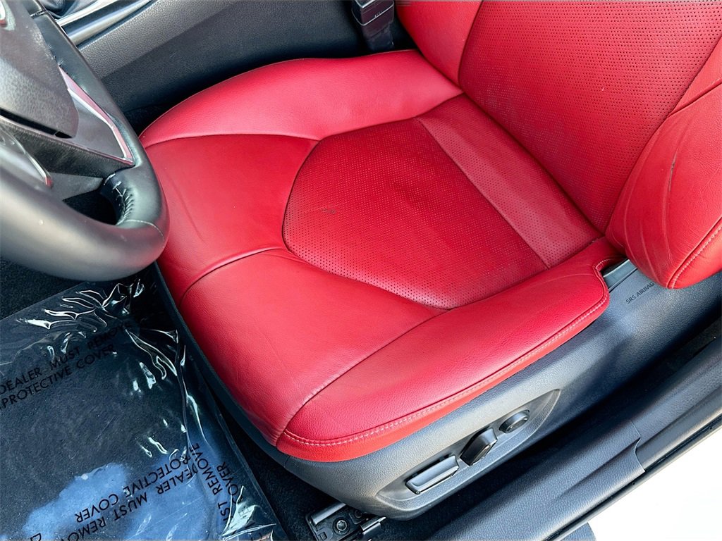 Used 2019 Toyota Camry XSE image 16