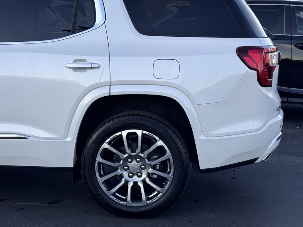 Used 2022 GMC Acadia Denali w/ Denali Technology Package image 44