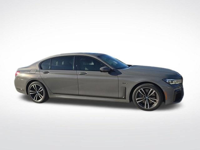 Used 2022 BMW 745e xDrive w/ M Sport Package AWD/4WD image 1