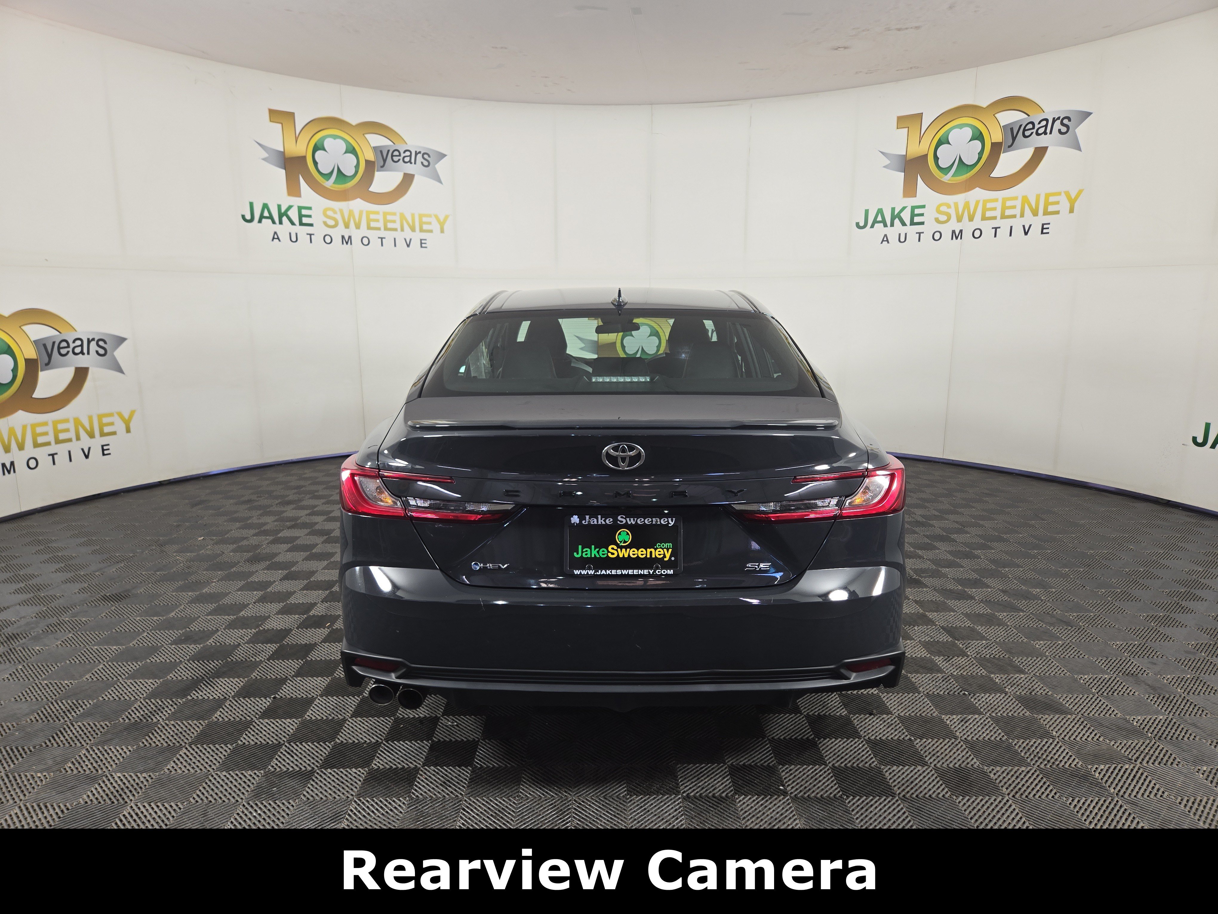 Used 2025 Toyota Camry SE FWD image 7