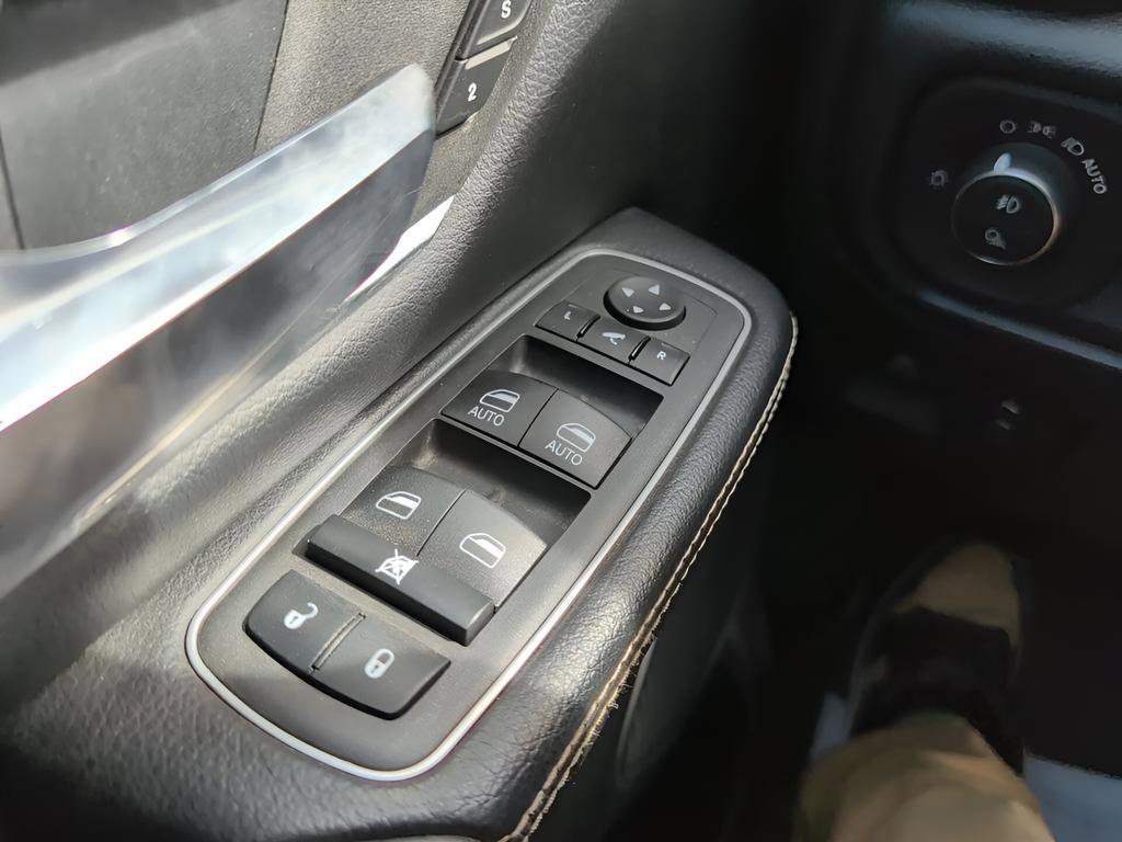 Used 2022 RAM 1500 Laramie image 13