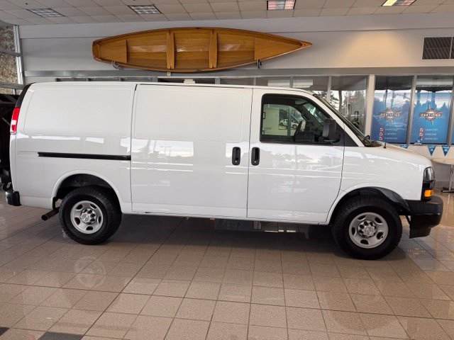 Used 2020 Chevrolet Express 2500 w/ Driver Convenience Package RWD image 3