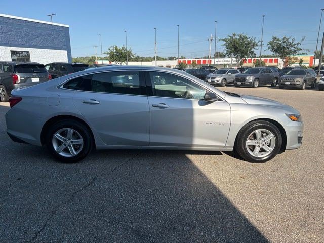 Used 2020 Chevrolet Malibu LS FWD image 6