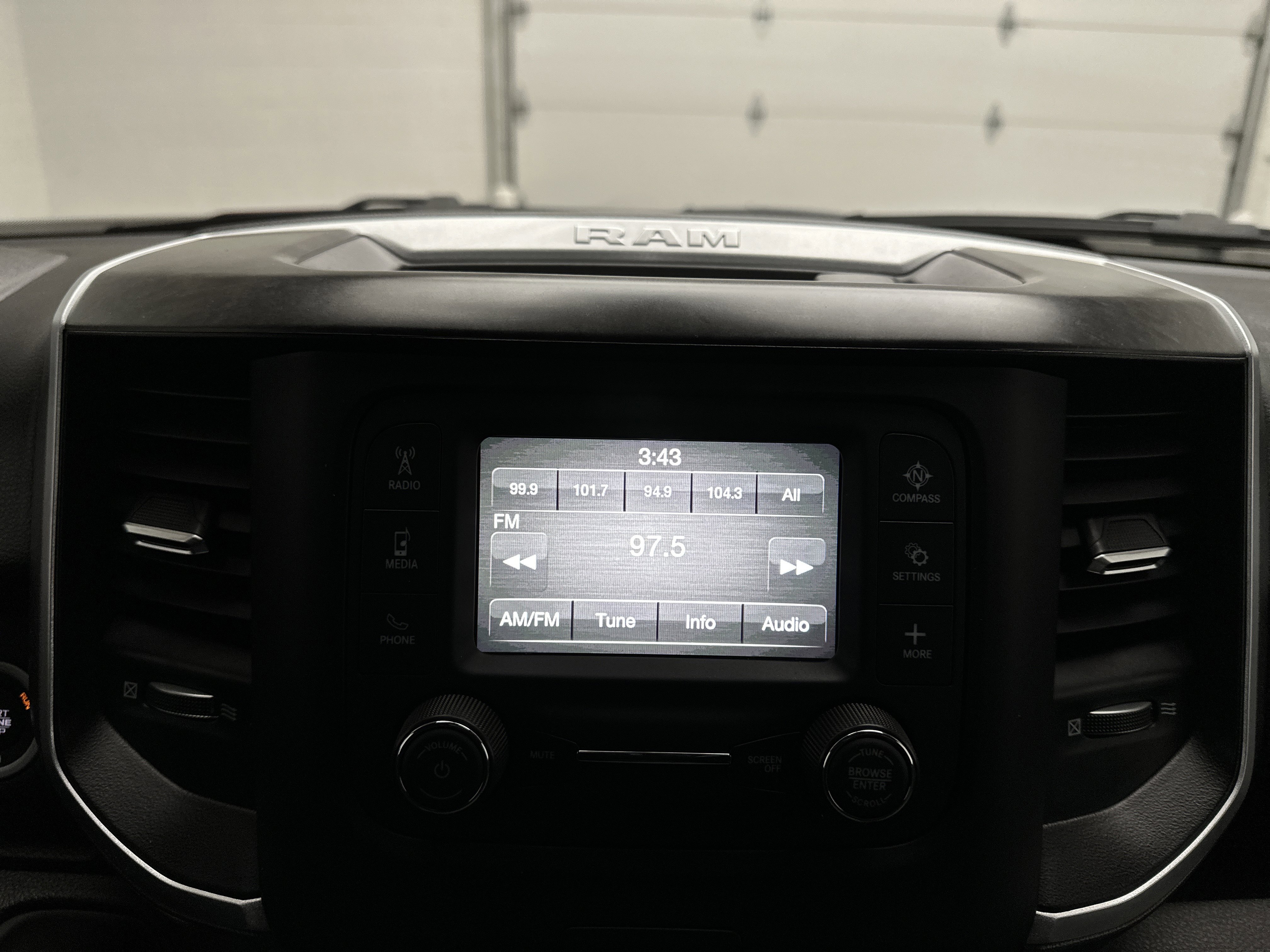 Used 2023 RAM 1500 Big Horn image 29