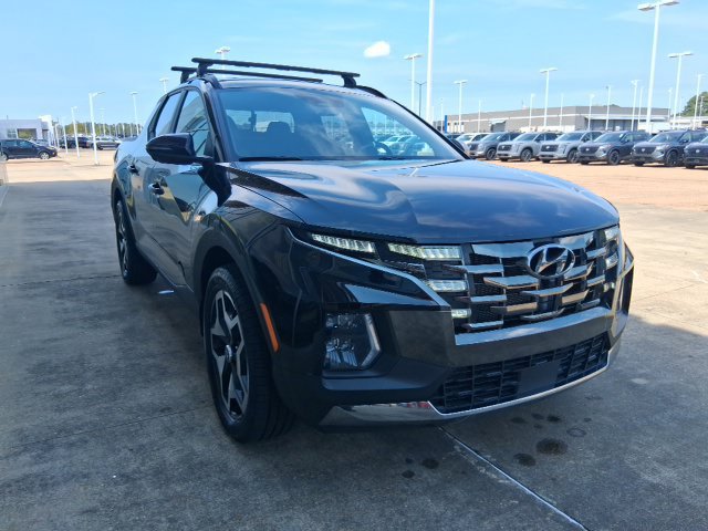 Used 2023 Hyundai Santa Cruz Limited AWD/4WD image 9