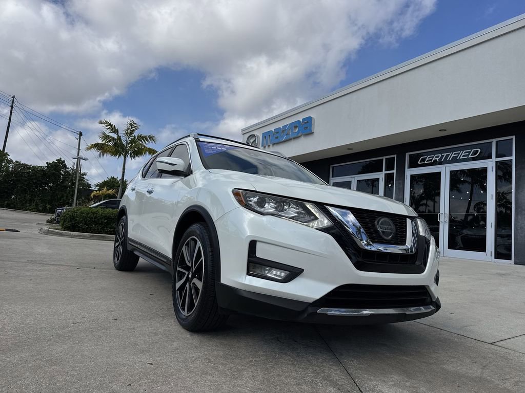 Used 2020 Nissan Rogue SL w/ Premium Package image 30
