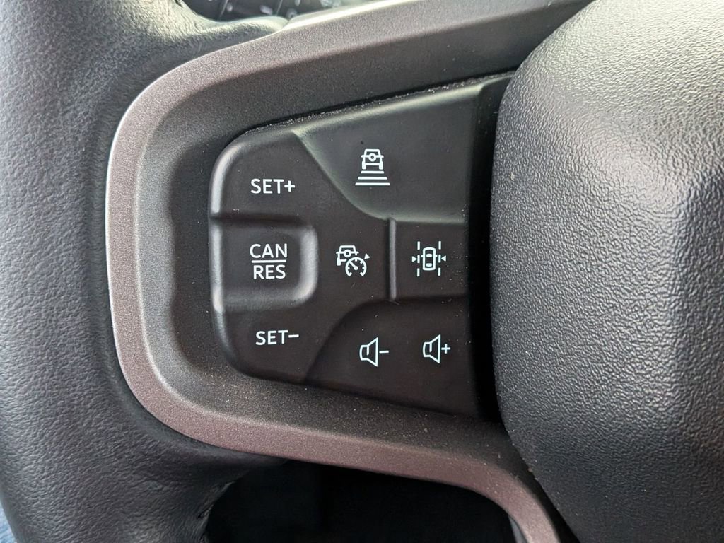 New 2025 Ford Bronco Badlands image 28