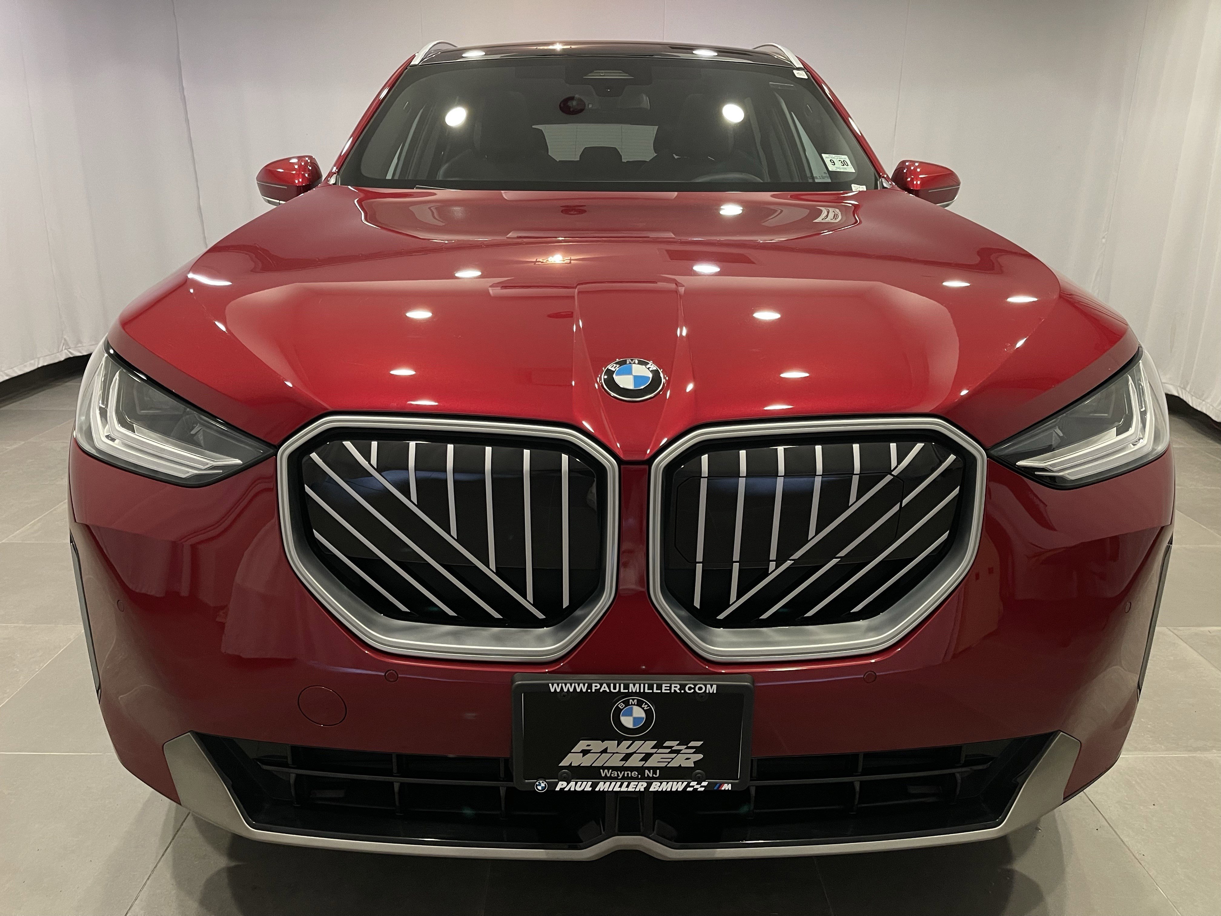 Used 2025 BMW X3 xDrive30i w/ Convenience Package image 2