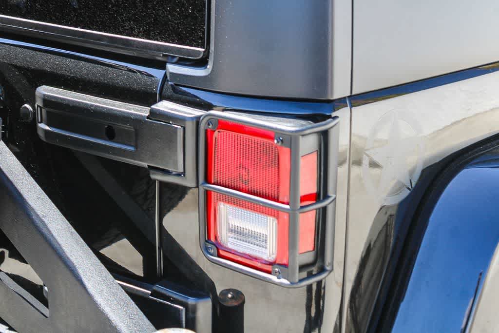 Used 2014 Jeep Wrangler Unlimited Sport AWD/4WD image 10
