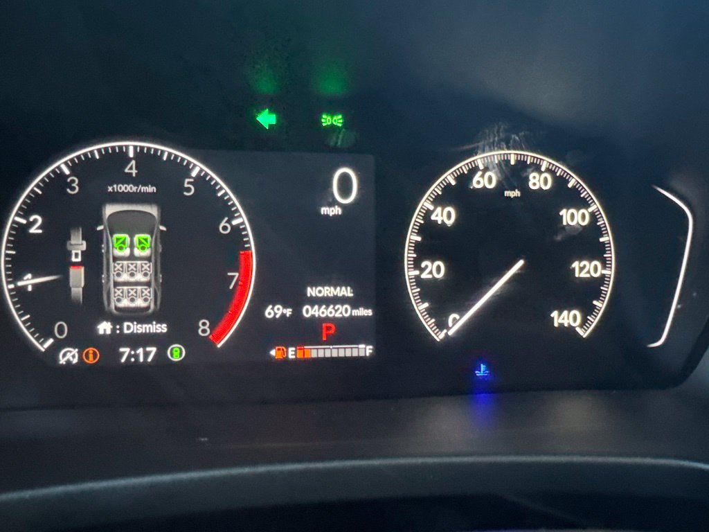 Used 2023 Honda Pilot Sport image 1
