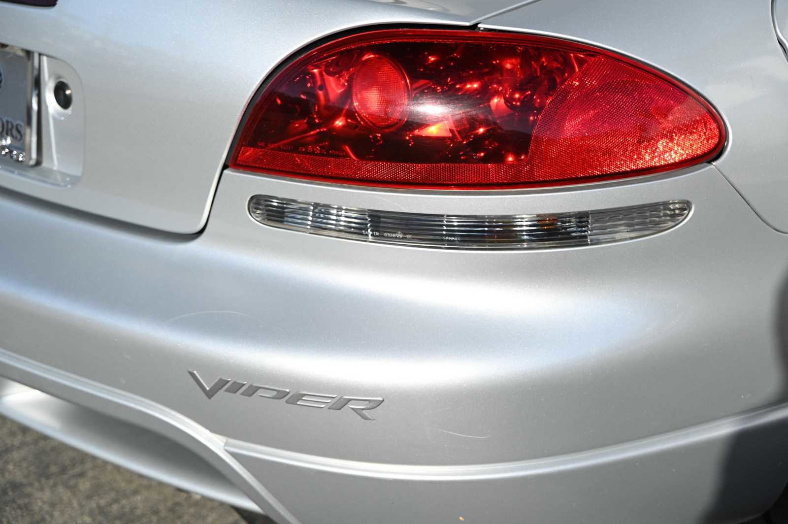 Used 2004 Dodge Viper SRT-10 RWD image 7